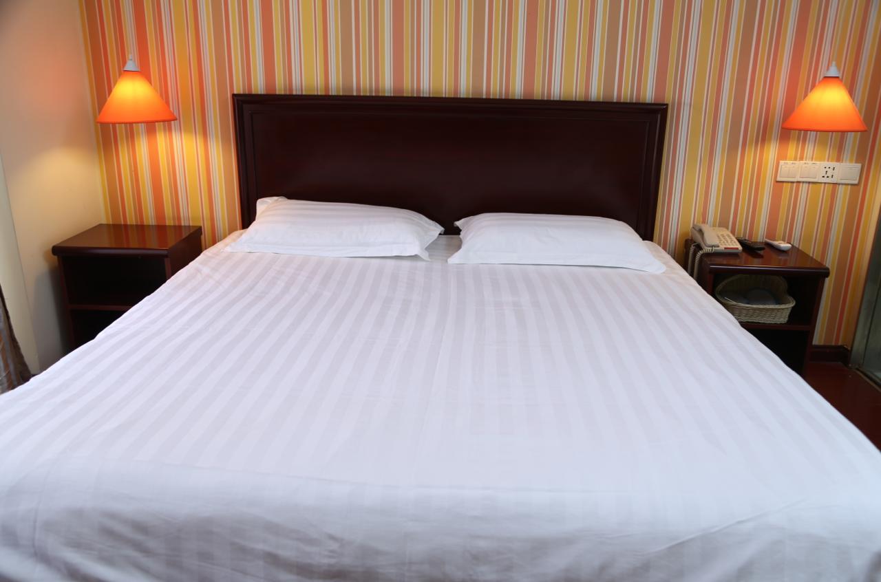 Pai Hotel Jinan Railway Staion North Plaza Dikou Road Zewnętrze zdjęcie